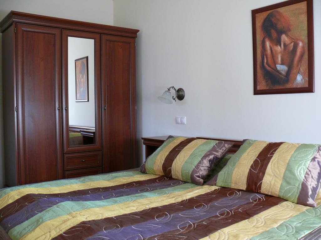 Ferienwohnung Szerencsemak Panzio Kehidakustány Zimmer foto